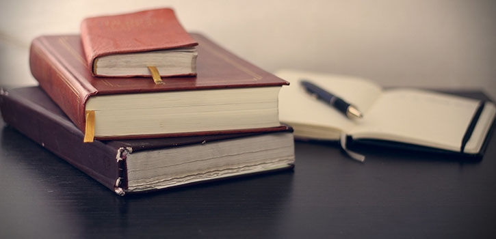 94d43e327d9303539cb1e2aac7032668 image gospel book stack