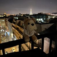 Man---Bruno-w-Eiffel-Tower